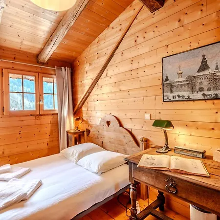 Chalet Slow De L'ourse - Charming Old Stunning View Sauna Pets Ok