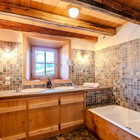 Chalet Slow De L'ourse - Charming Old Stunning View Sauna Pets Ok Serraval