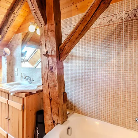 Slow De L'ourse - Charming Old Stunning View Sauna Pets Ok * Serraval