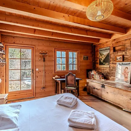 Chalet Slow De L'ourse - Charming Old Stunning View Sauna Pets Ok Serraval