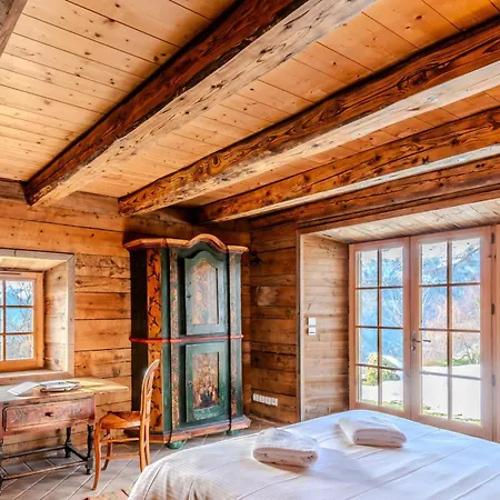Chalet Slow De L'ourse - Charming Old Stunning View Sauna Pets Ok