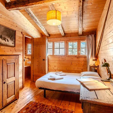 Slow De L'ourse - Charming Old Stunning View Sauna Pets Ok * Serraval
