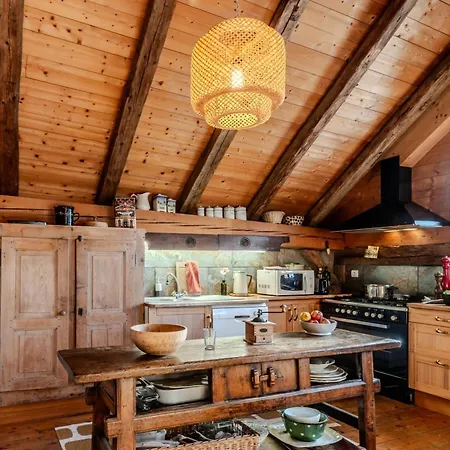 Slow De L'ourse - Charming Old Stunning View Sauna Pets Ok * Serraval